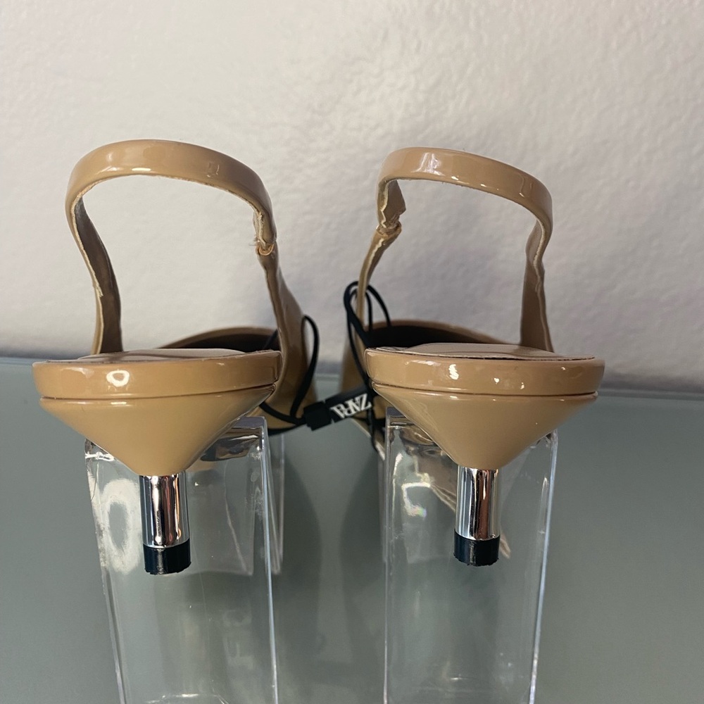 Zara NWT Kitten Heel Slingback Shoe Size 38. - Picture 5 of 9